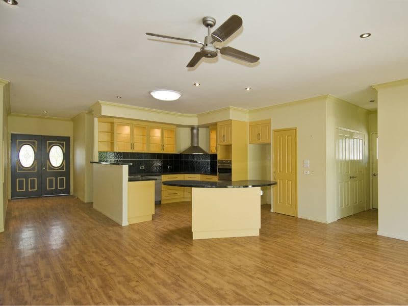 42 Scanlan Street, Sunshine Acres QLD 4655, Sunshine Acres - Thumbnail 4