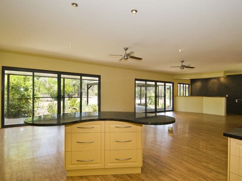 42 Scanlan Street, Sunshine Acres QLD 4655, Sunshine Acres - Thumbnail 7