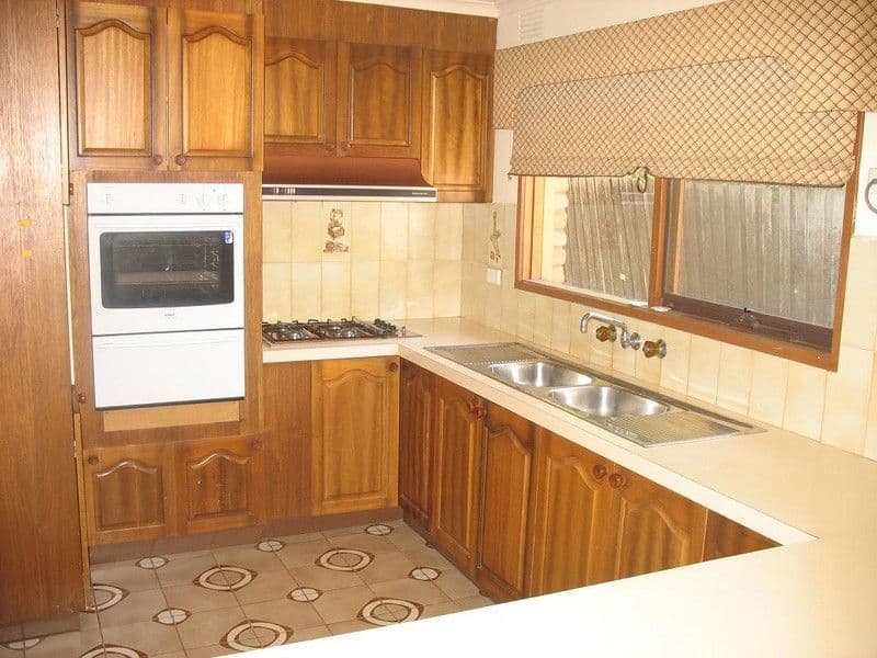 2 Millar Road, TULLAMARINE VIC 3043, Tullamarine - Thumbnail 2