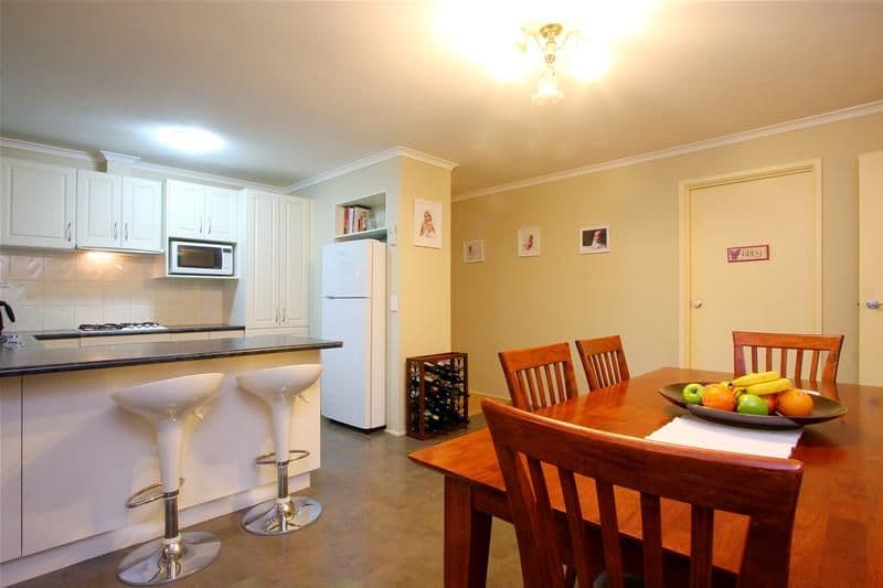 8 Sharman Court, BUNDOORA VIC 3083, Bundoora - Thumbnail 4