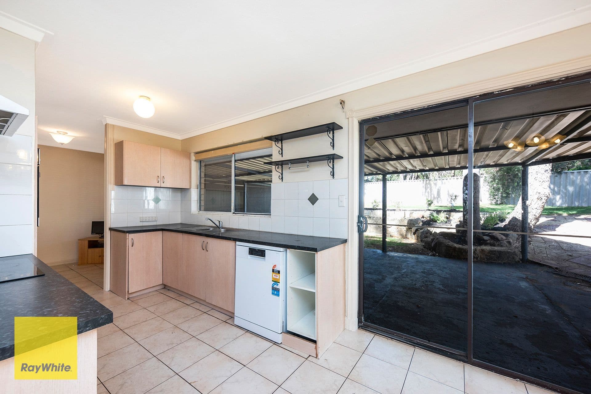 120 Blackadder Road, Swan View WA 6056, Swan View - Thumbnail 7