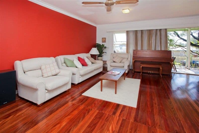 11 Scholfield Street, HOLLAND PARK WEST QLD 4121, Holland Park West - Thumbnail 4