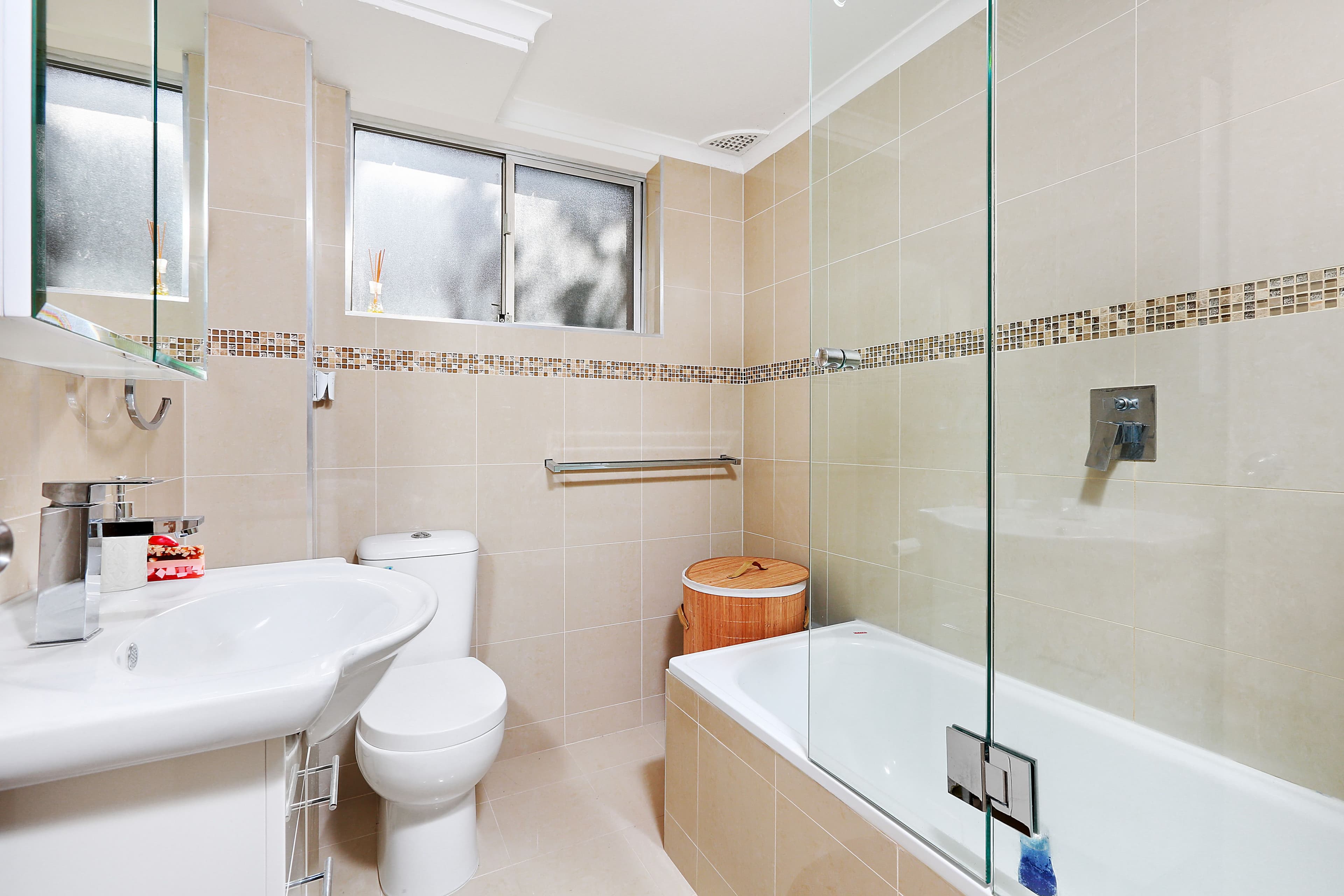 2 Henson Street, Marrickville NSW 2204, Marrickville - Thumbnail 4