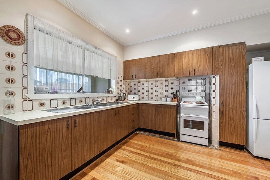9 McCasker Avenue, Reservoir VIC 3073, Reservoir - Thumbnail 7
