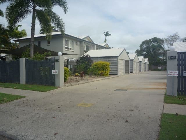 189 Buchan Street, BUNGALOW QLD 4870, Bungalow - Image 1