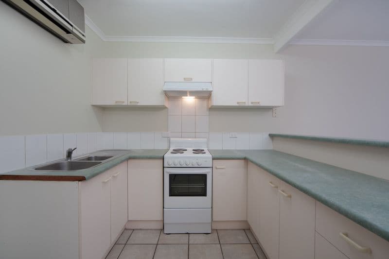 189 Buchan Street, BUNGALOW QLD 4870, Bungalow - Thumbnail 4