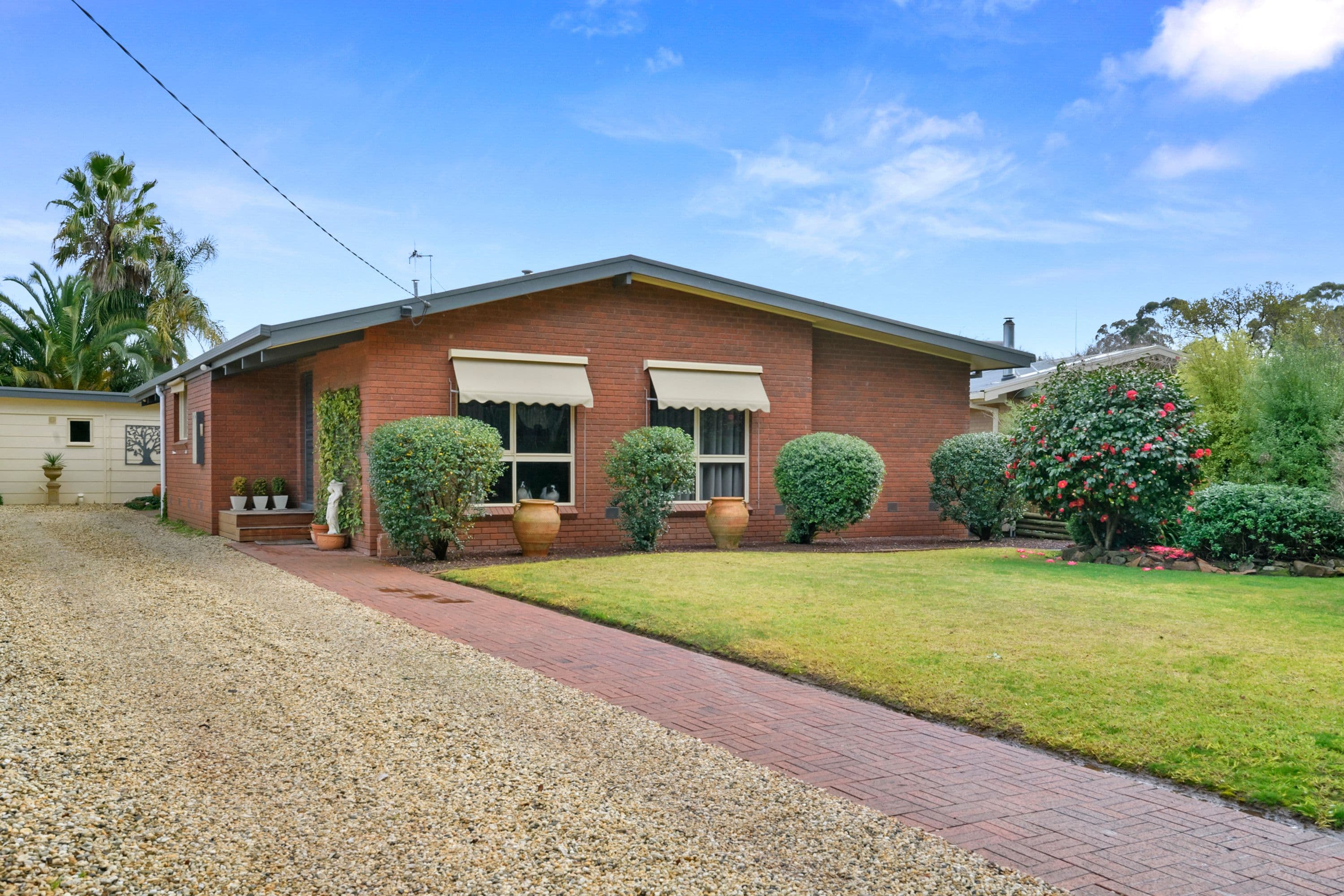 6 Neil Avenue, Benalla VIC 3672, Benalla - Image 1