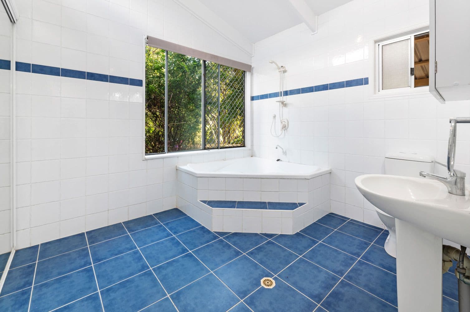 32 Grosvenor Court, Worongary QLD 4213, Worongary - Thumbnail 8