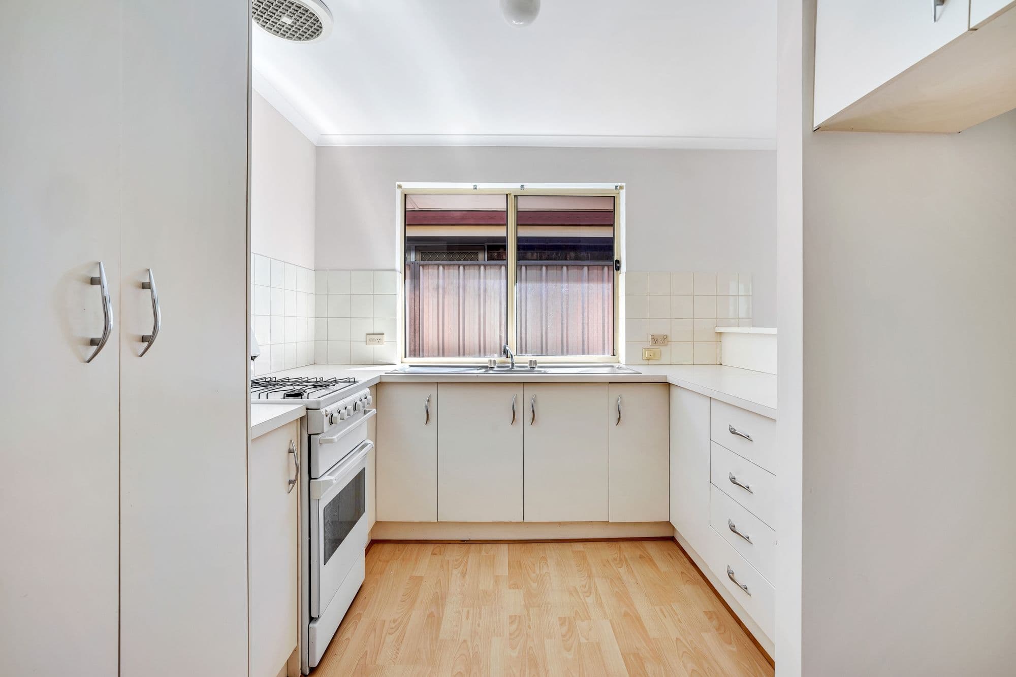 2A Gawler Avenue, West Hindmarsh SA 5007, West Hindmarsh - Thumbnail 8