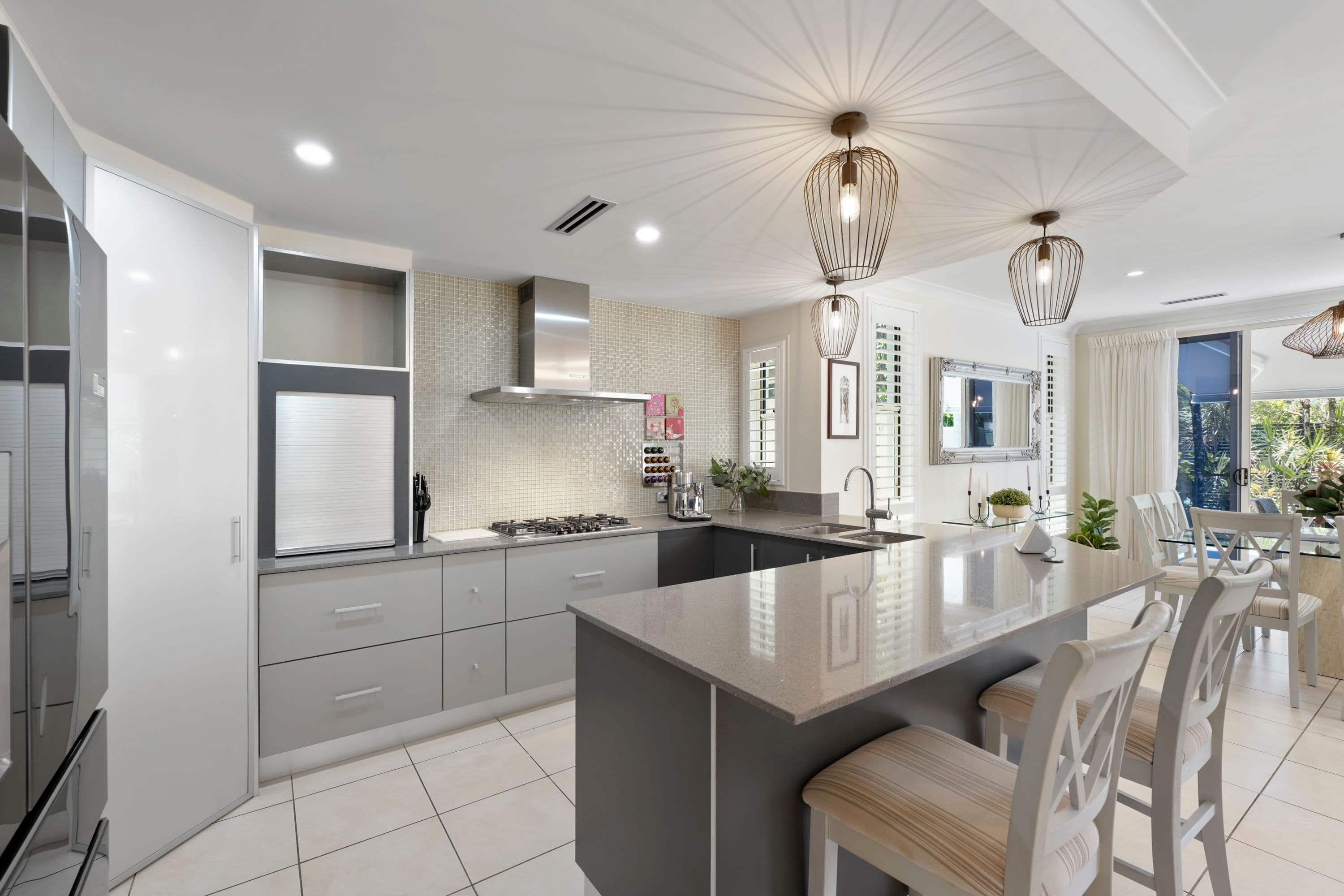 3073 Quay South Drive, Carrara QLD 4211, Carrara - Thumbnail 3