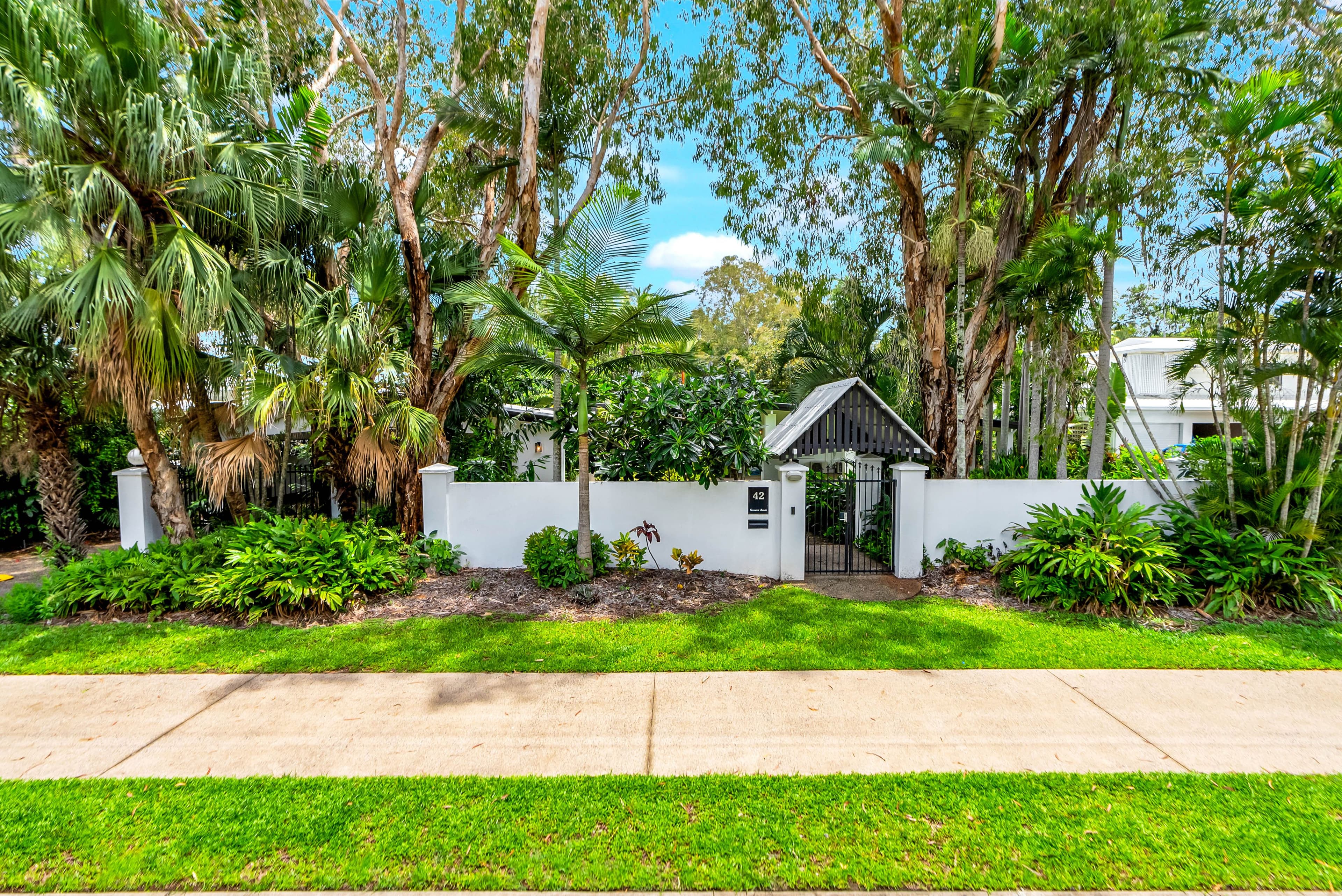 42 Kewarra Street, Kewarra Beach QLD 4879, Kewarra Beach - Thumbnail 5