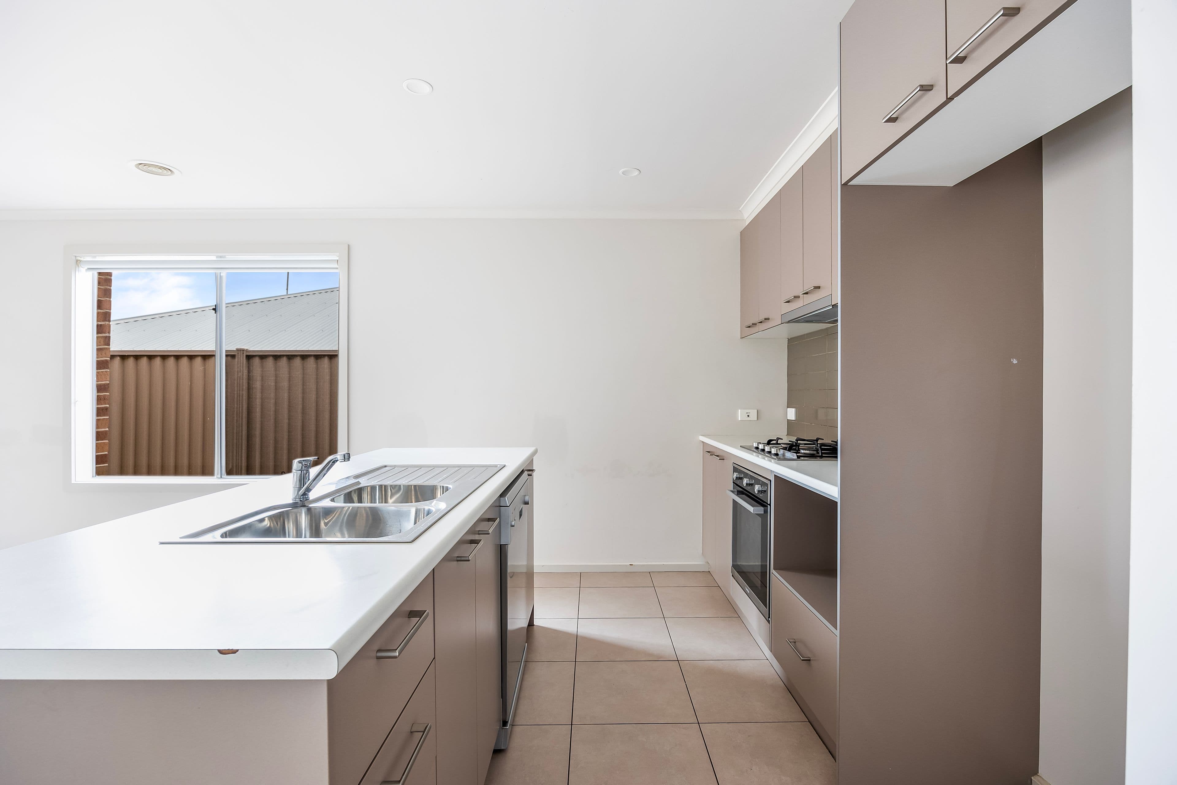 37 Fraser Street, Mount Pleasant VIC 3350, Mount Pleasant - Thumbnail 2