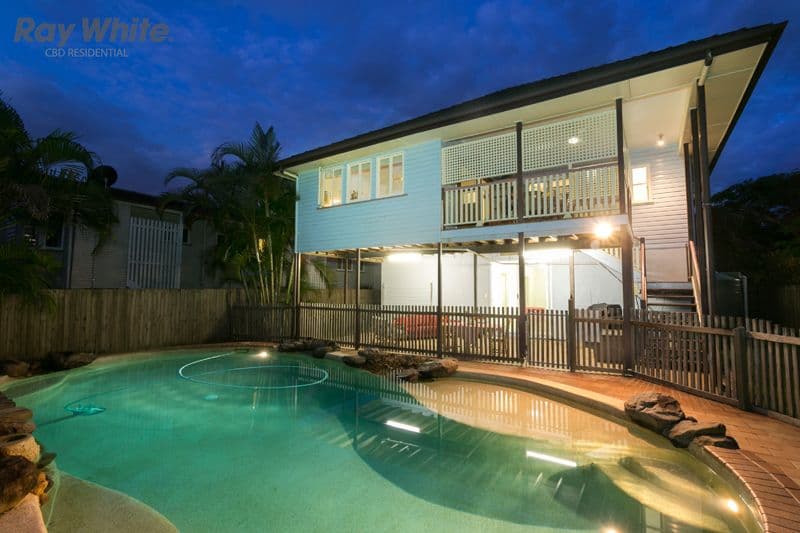 35 Newcastle Street, FAIRFIELD QLD 4103, Fairfield - Thumbnail 2