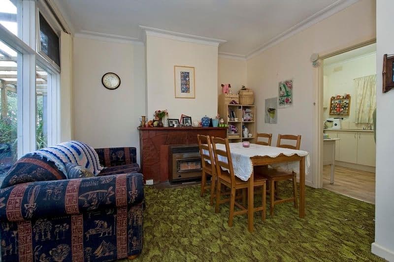 8 Parker Avenue, BORONIA VIC 3155, Boronia - Thumbnail 2
