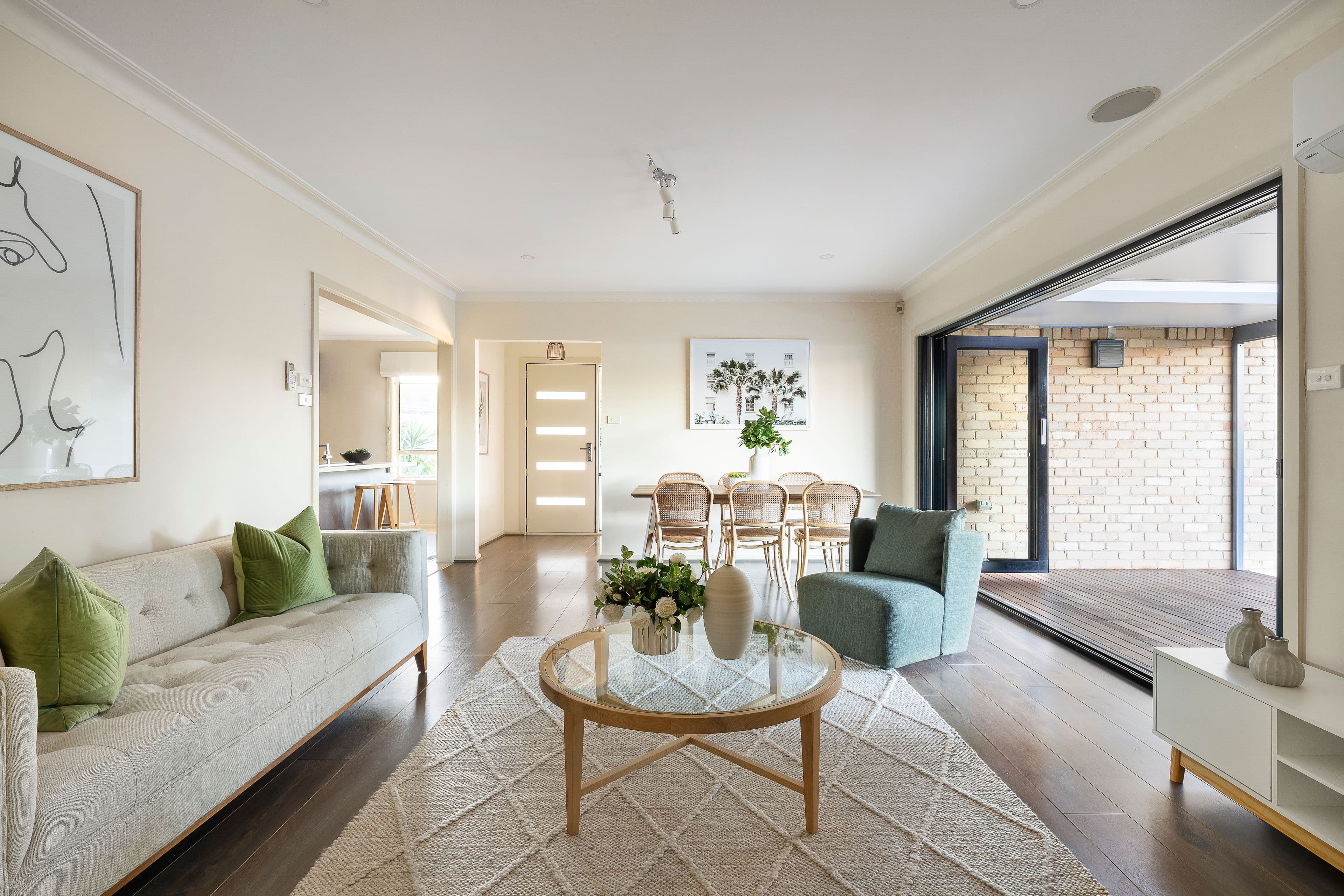 4 Hardy Court, Oakleigh South VIC 3167, Oakleigh South - Thumbnail 2
