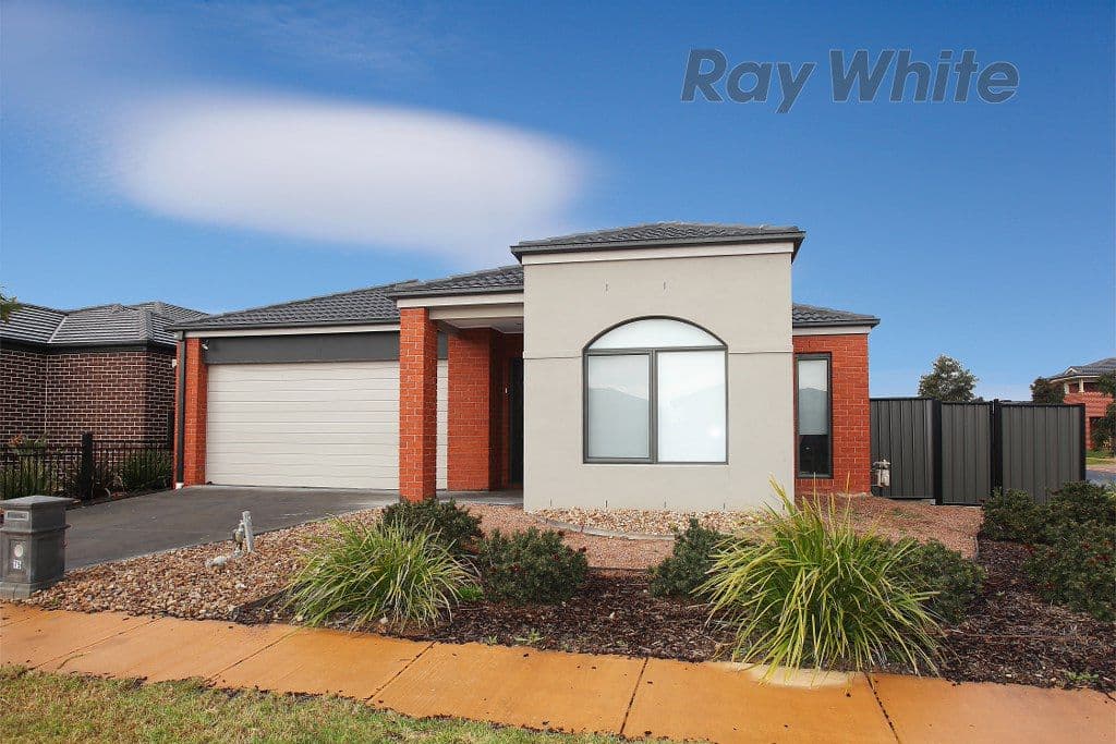 75 Breasley Parkway, POINT COOK VIC 3030, Point Cook - Image 1