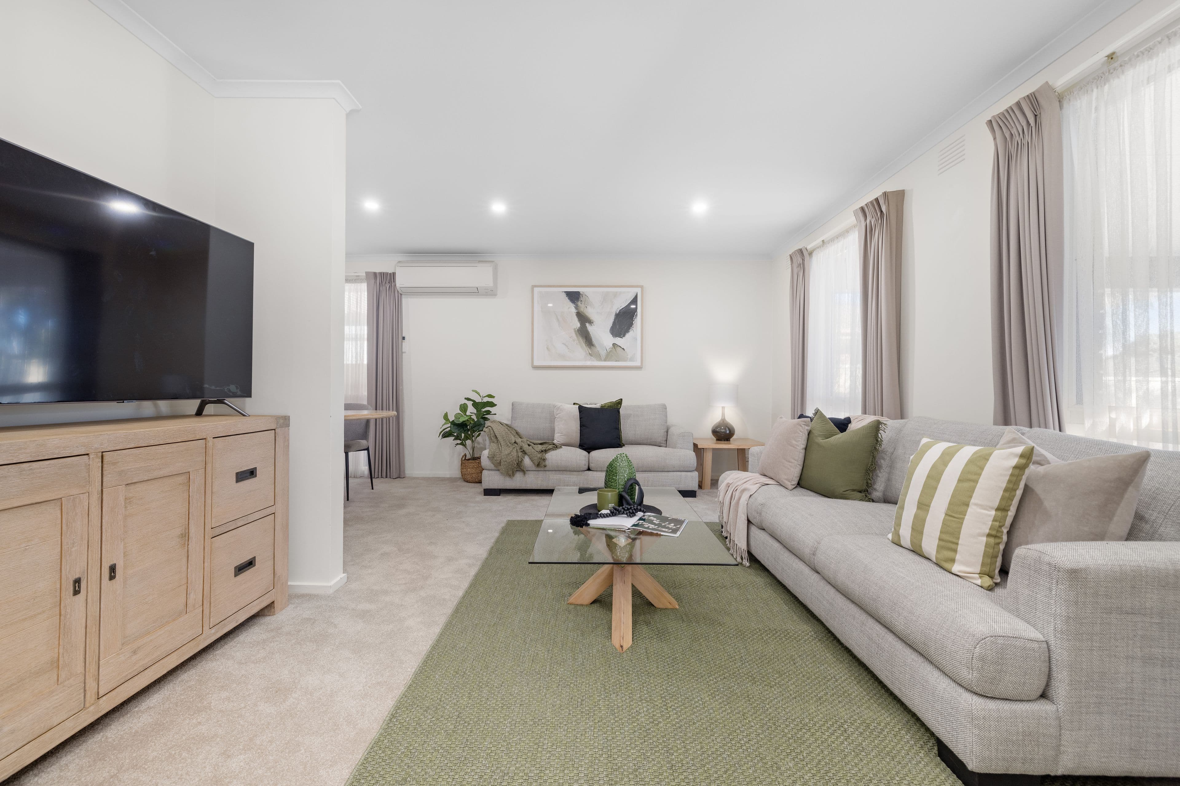 16 Natasha Close, Ferntree Gully VIC 3156, Ferntree Gully - Thumbnail 2