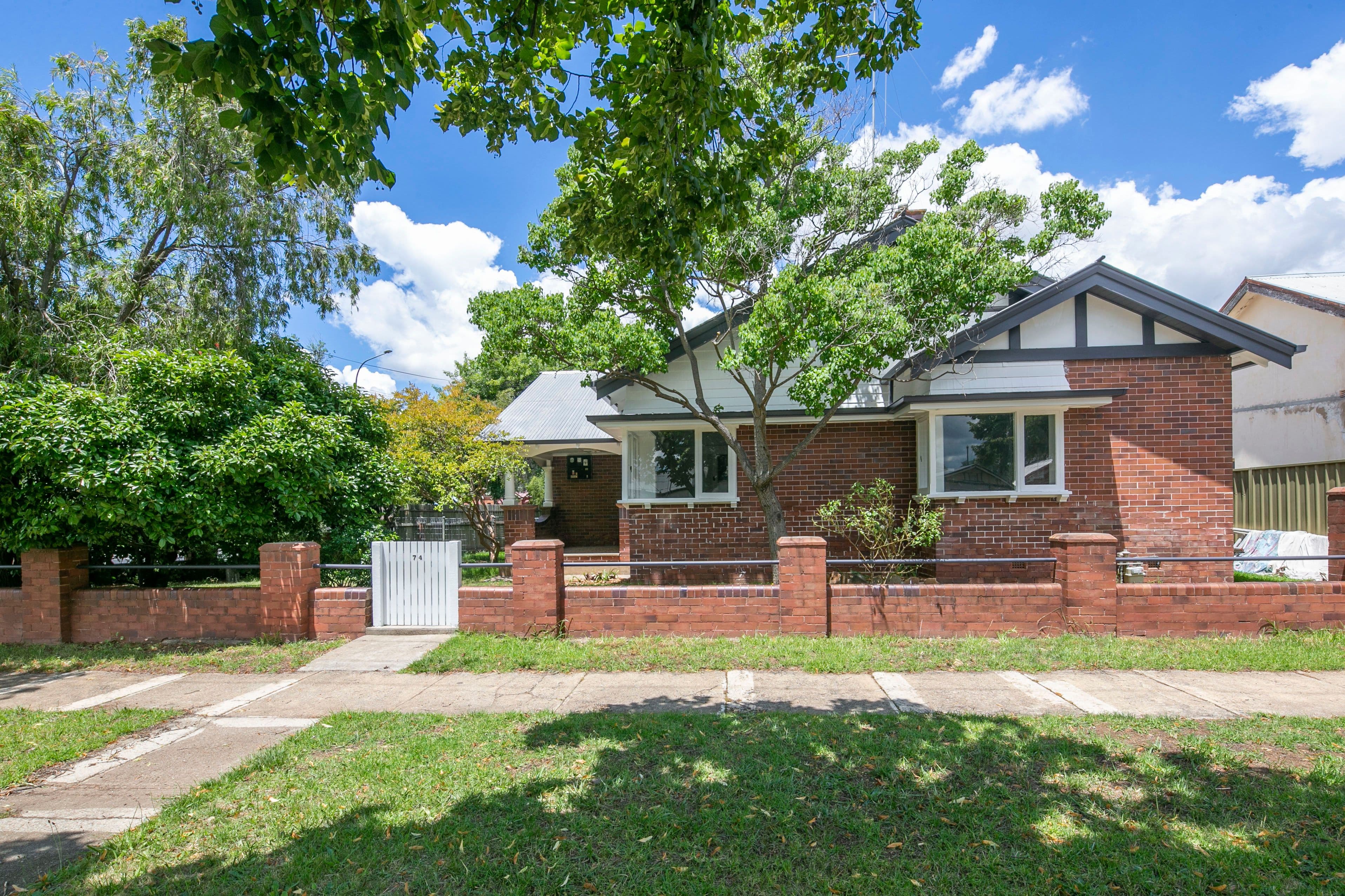 74 Citizen Street, Goulburn NSW 2580, Goulburn - Image 1