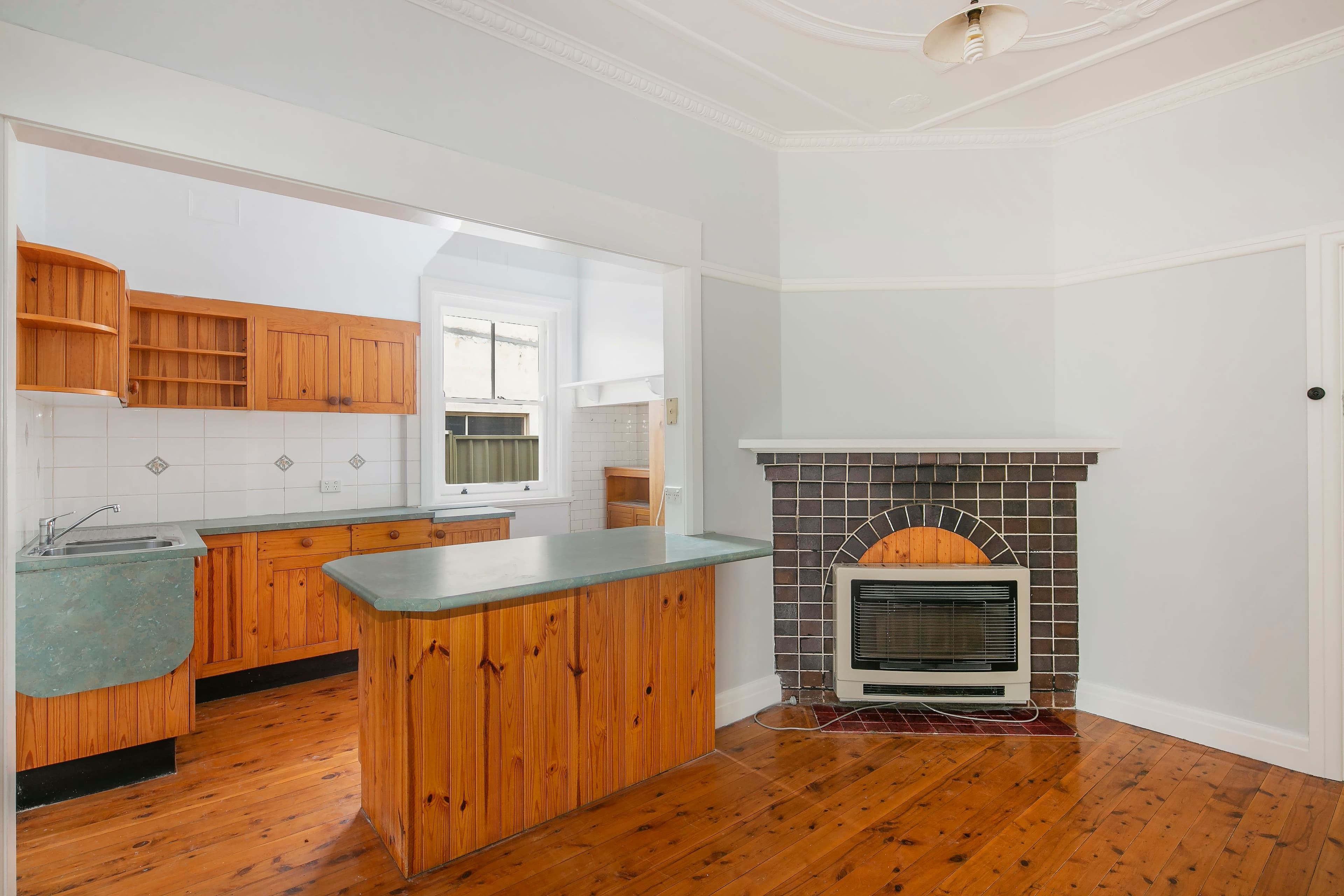 74 Citizen Street, Goulburn NSW 2580, Goulburn - Thumbnail 2