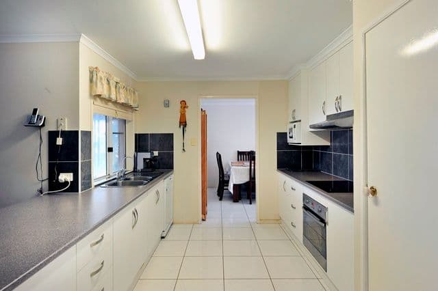 421 Hume Street, KEARNEYS SPRING QLD 4350, Kearneys Spring - Thumbnail 5