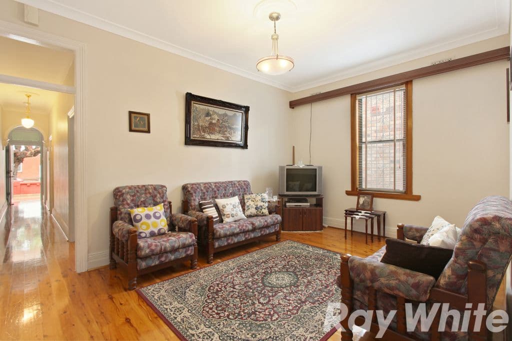 18 Frampton Avenue, MARRICKVILLE NSW 2204, Marrickville - Thumbnail 3