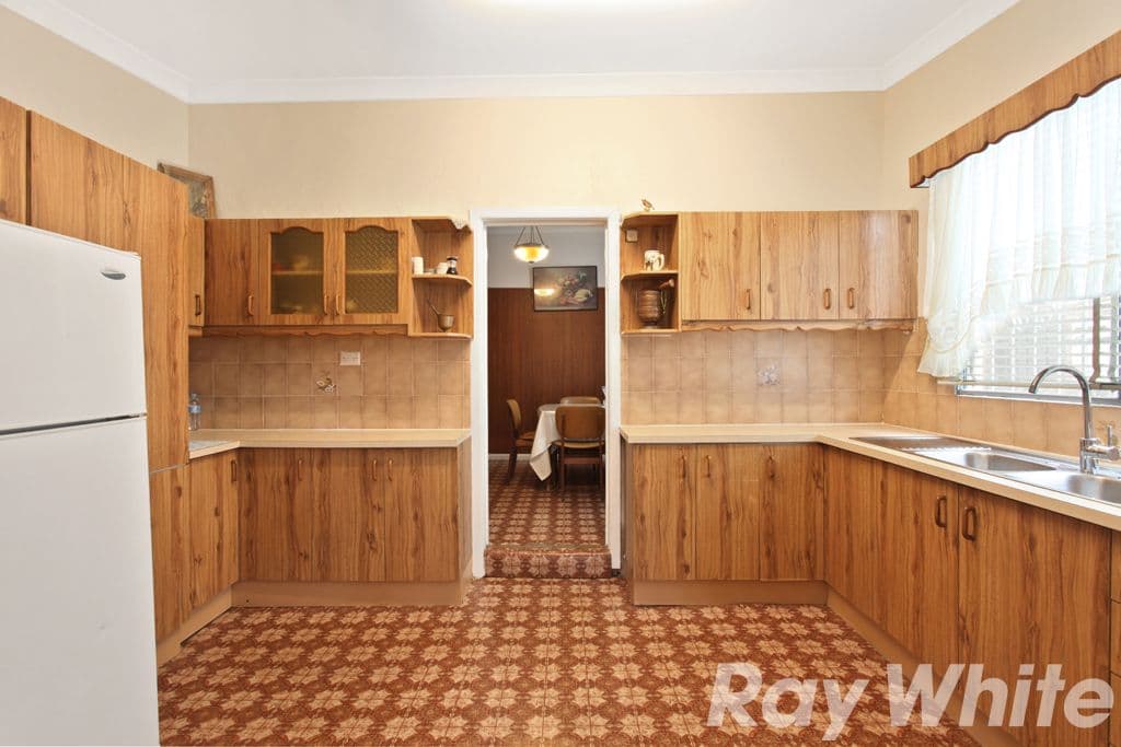 18 Frampton Avenue, MARRICKVILLE NSW 2204, Marrickville - Thumbnail 6
