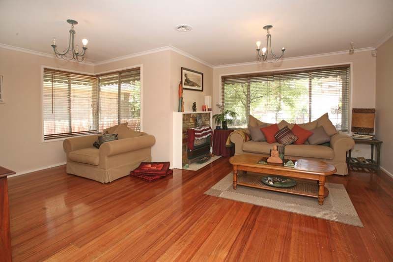 10 Lantana Street, BLACKBURN NORTH VIC 3130, Blackburn North - Thumbnail 2
