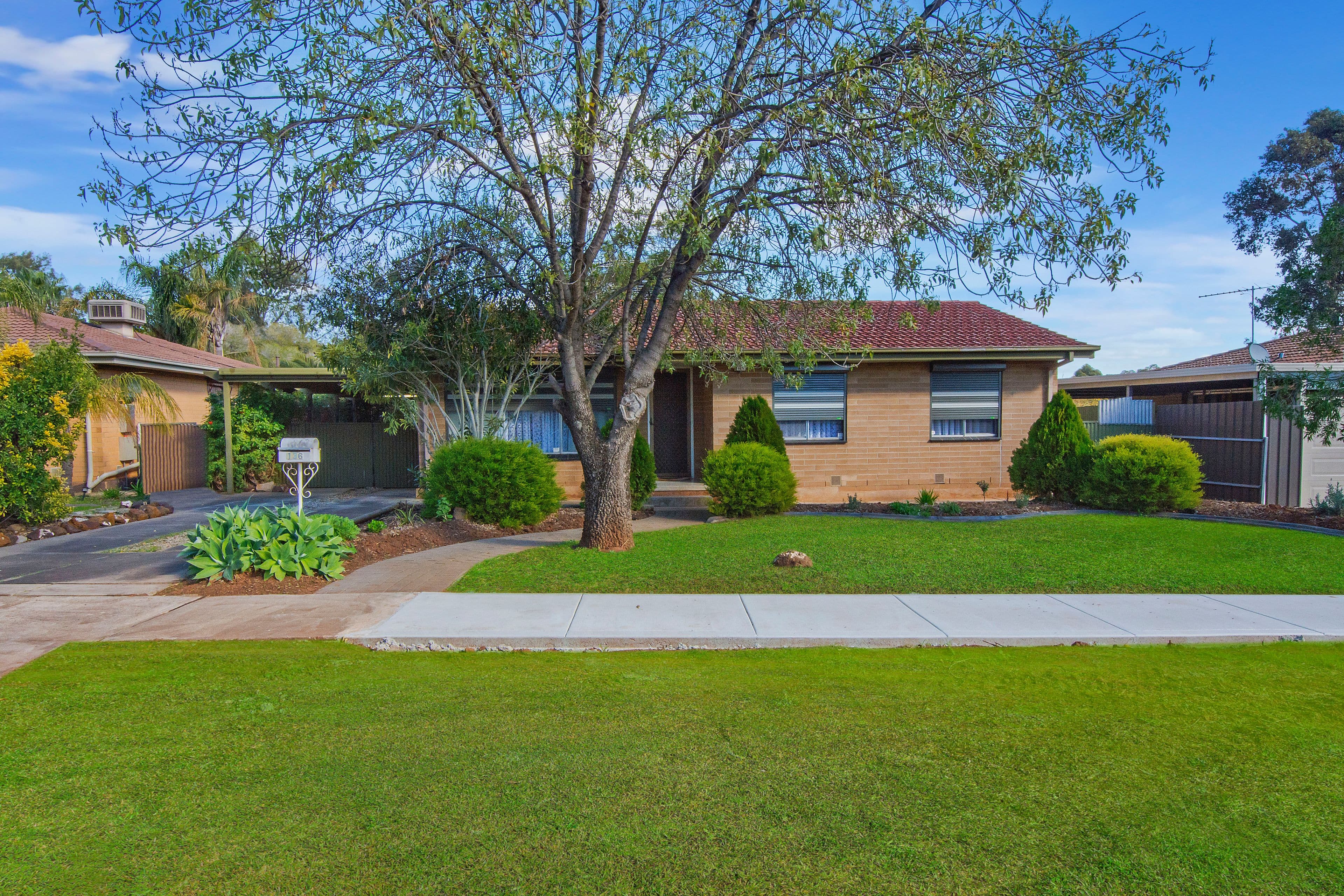 136 McKenzie Road, Elizabeth Downs SA 5113, Elizabeth Downs - Image 1