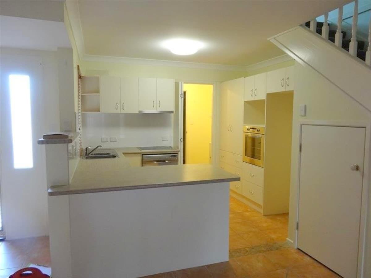 4 / 12 Collins Street, BRASSALL QLD 4305, Brassall - Thumbnail 2