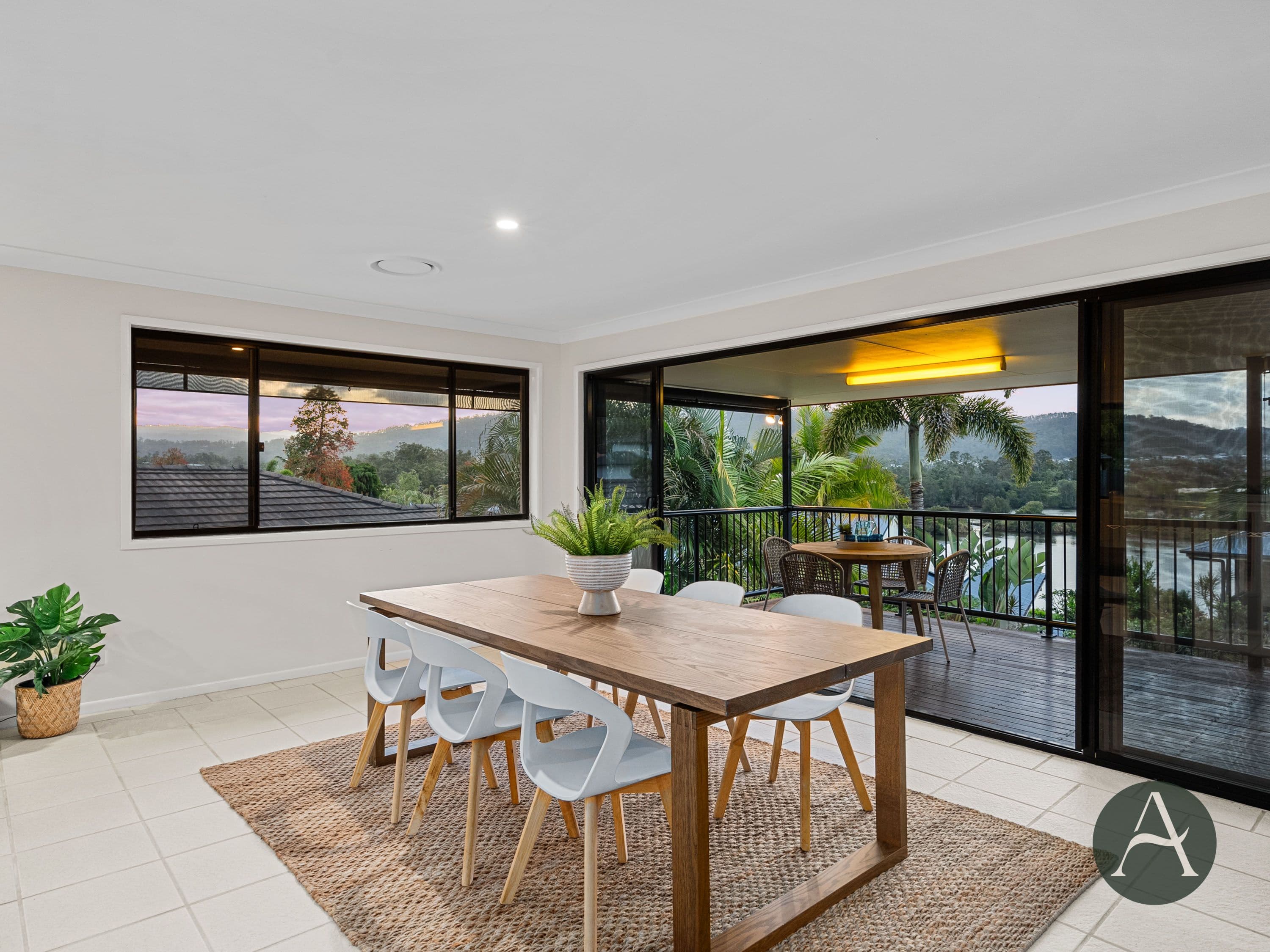 8 Paddy Place, Oxenford QLD 4210, Oxenford - Thumbnail 7