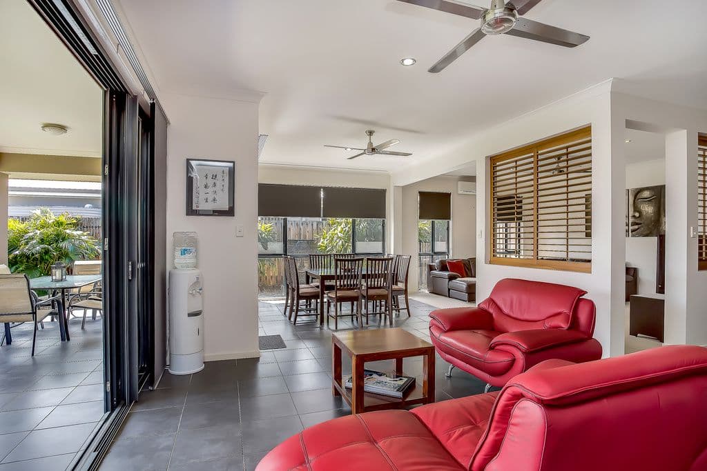 27 Hazelmere Crescent, ORMEAU QLD 4208, Ormeau - Thumbnail 5