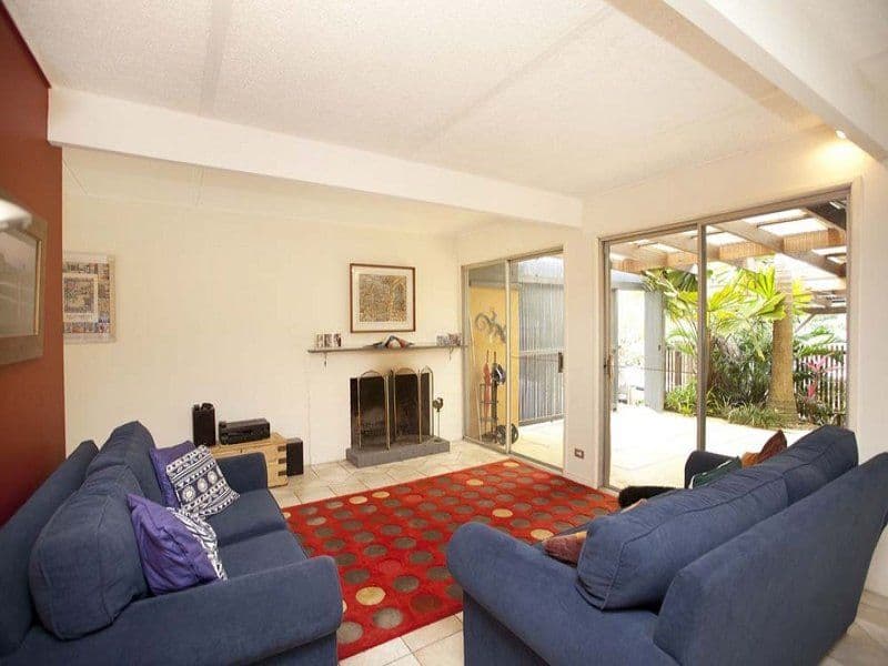 9 Barrabooka Drive, THE GAP QLD 4061, The Gap - Thumbnail 3