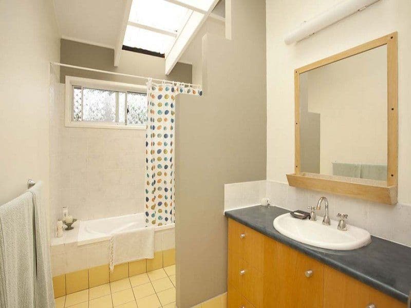 9 Barrabooka Drive, THE GAP QLD 4061, The Gap - Thumbnail 8