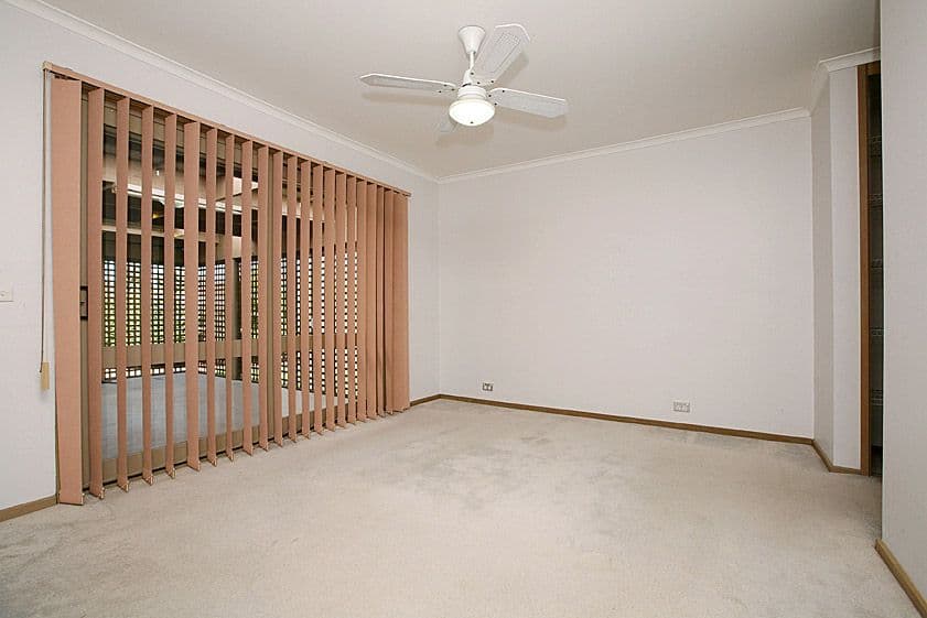 8 Hawthorn Court, MILL PARK VIC 3082, Mill Park - Thumbnail 7