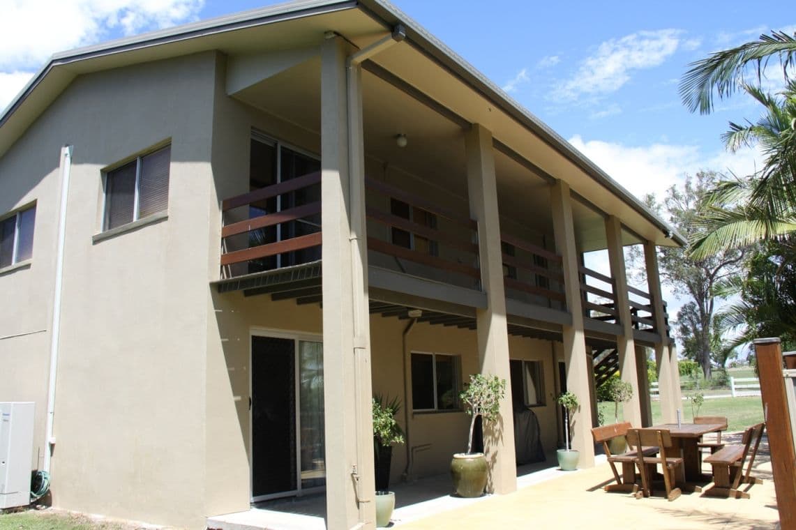 1 Silverton Drive, TANNUM SANDS QLD 4680, Tannum Sands - Thumbnail 3