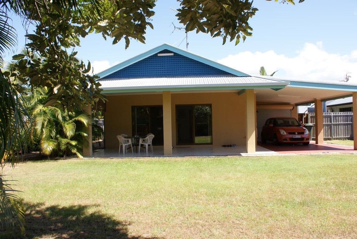 50 Holland Street, Wongaling Beach QLD 4852, Wongaling Beach - Thumbnail 2