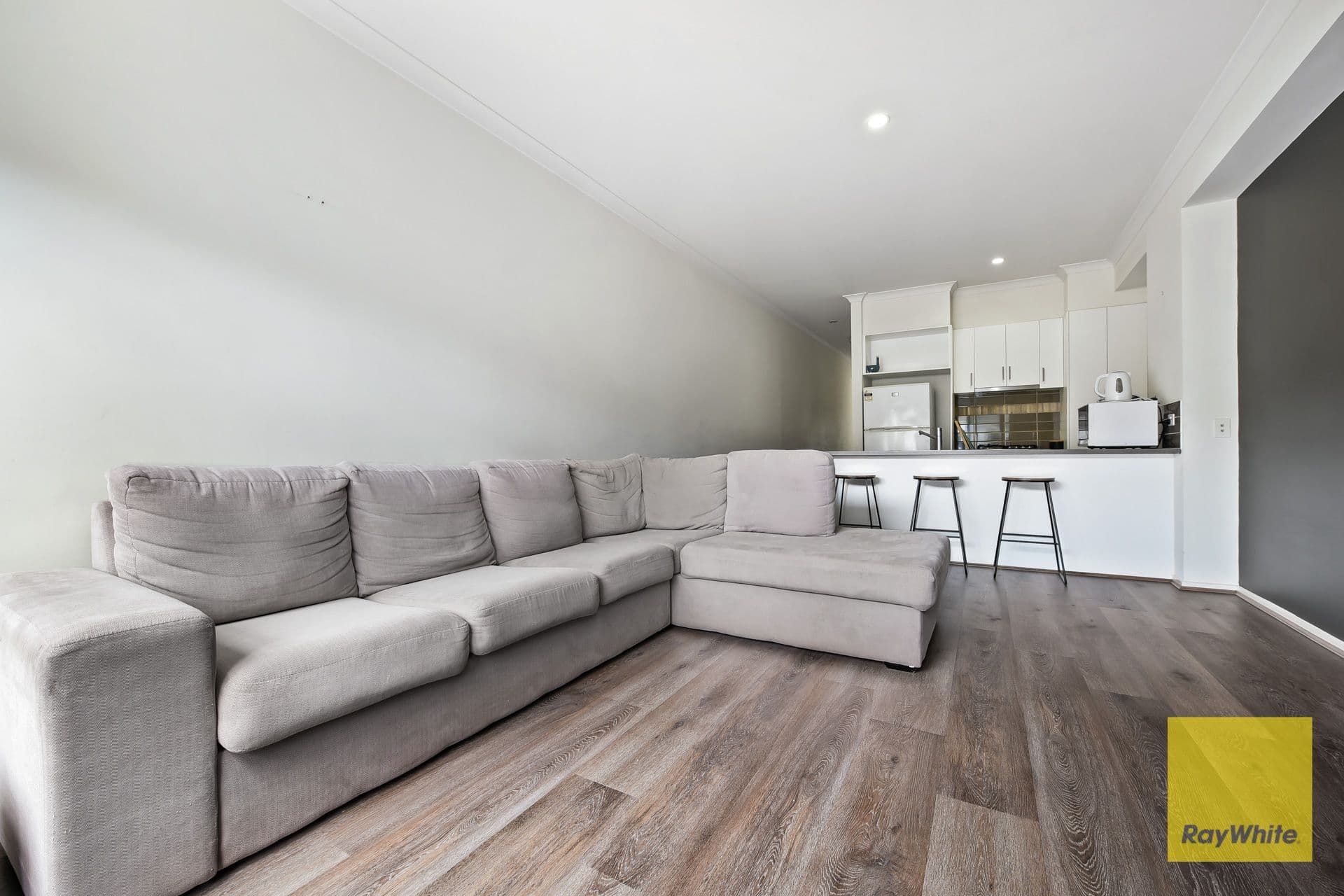 21 Alex Scott Way, Dandenong VIC 3175, Dandenong - Thumbnail 2