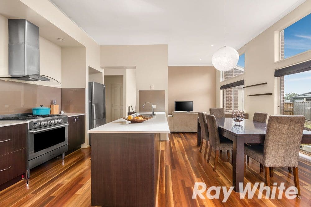 8 Dilwynia Avenue, Doreen VIC 3754, Doreen - Thumbnail 2