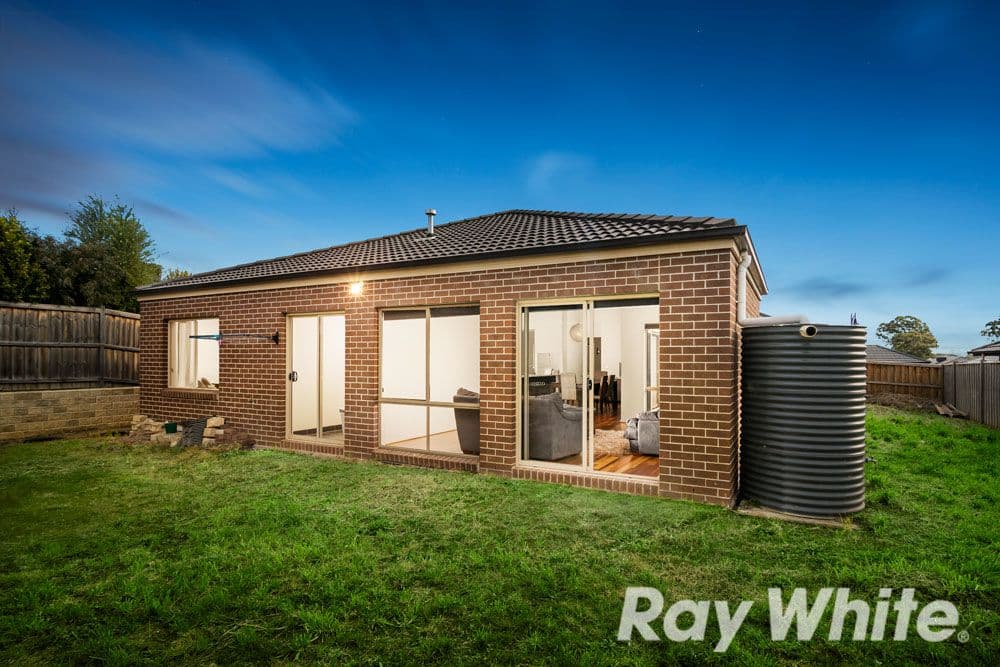 8 Dilwynia Avenue, Doreen VIC 3754, Doreen - Thumbnail 8