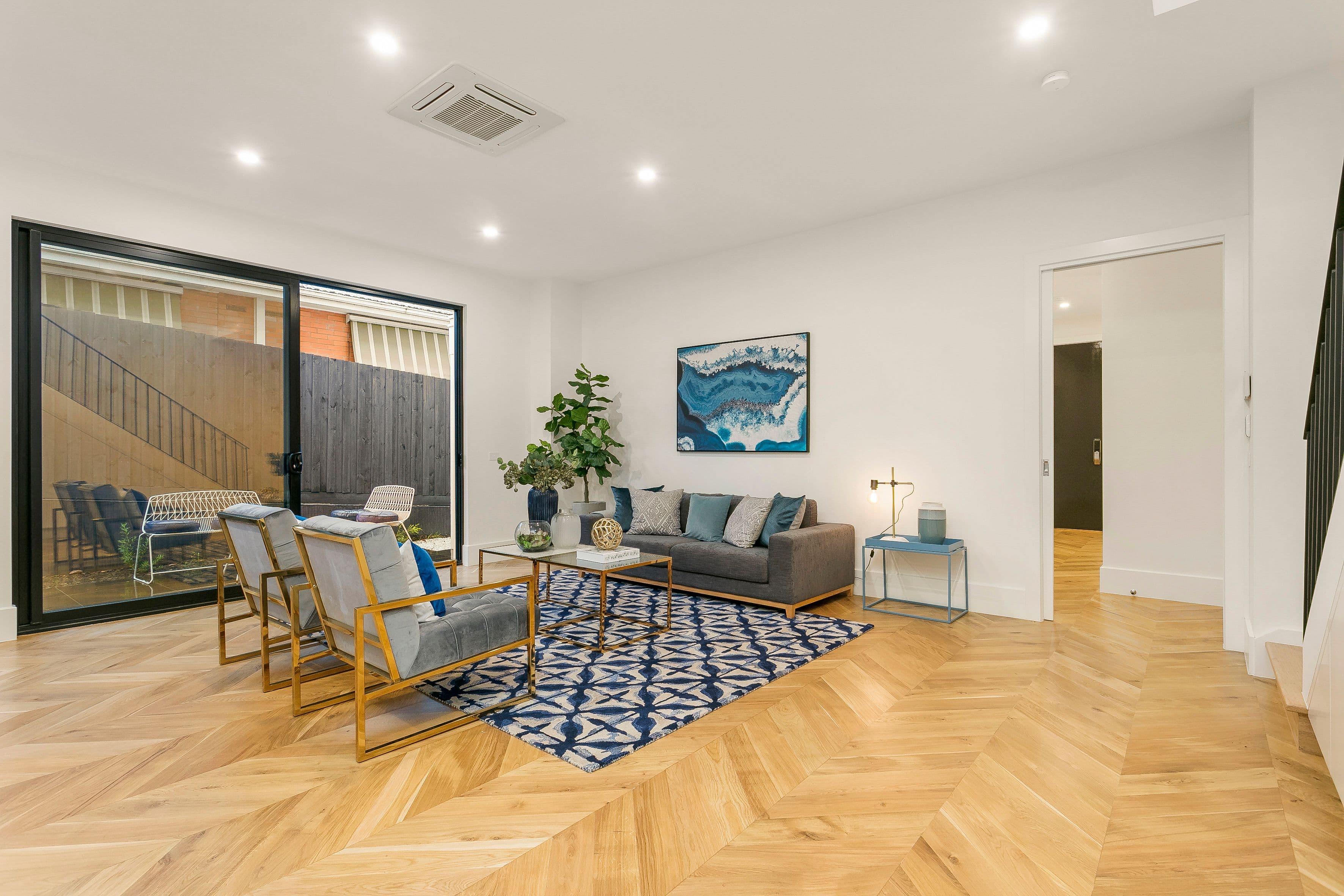 6 Douglas Avenue, Box Hill South VIC 3128, Box Hill South - Thumbnail 5