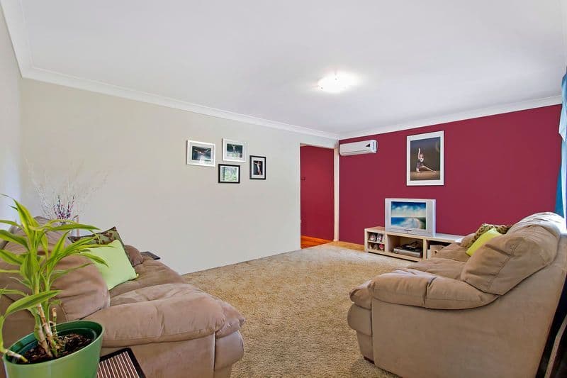 41 Gladys Avenue, BERKELEY VALE NSW 2261, Berkeley Vale - Thumbnail 4