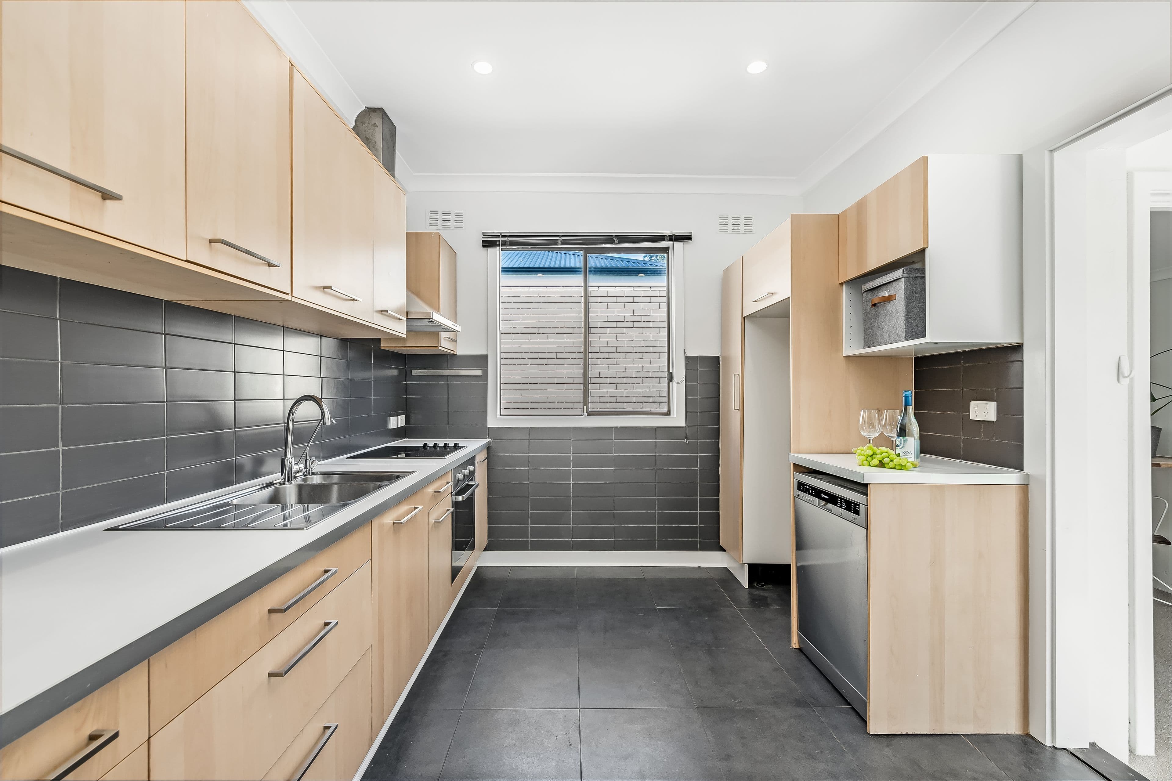 8 Minchinbury Terrace, Marion SA 5043, Marion - Thumbnail 4