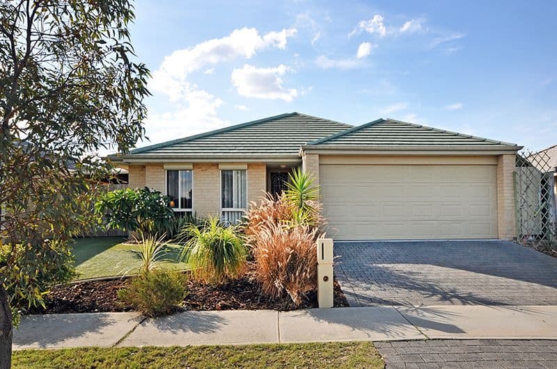 17 Branxholme Terrace, Ellenbrook WA 6069, Ellenbrook - Thumbnail 2