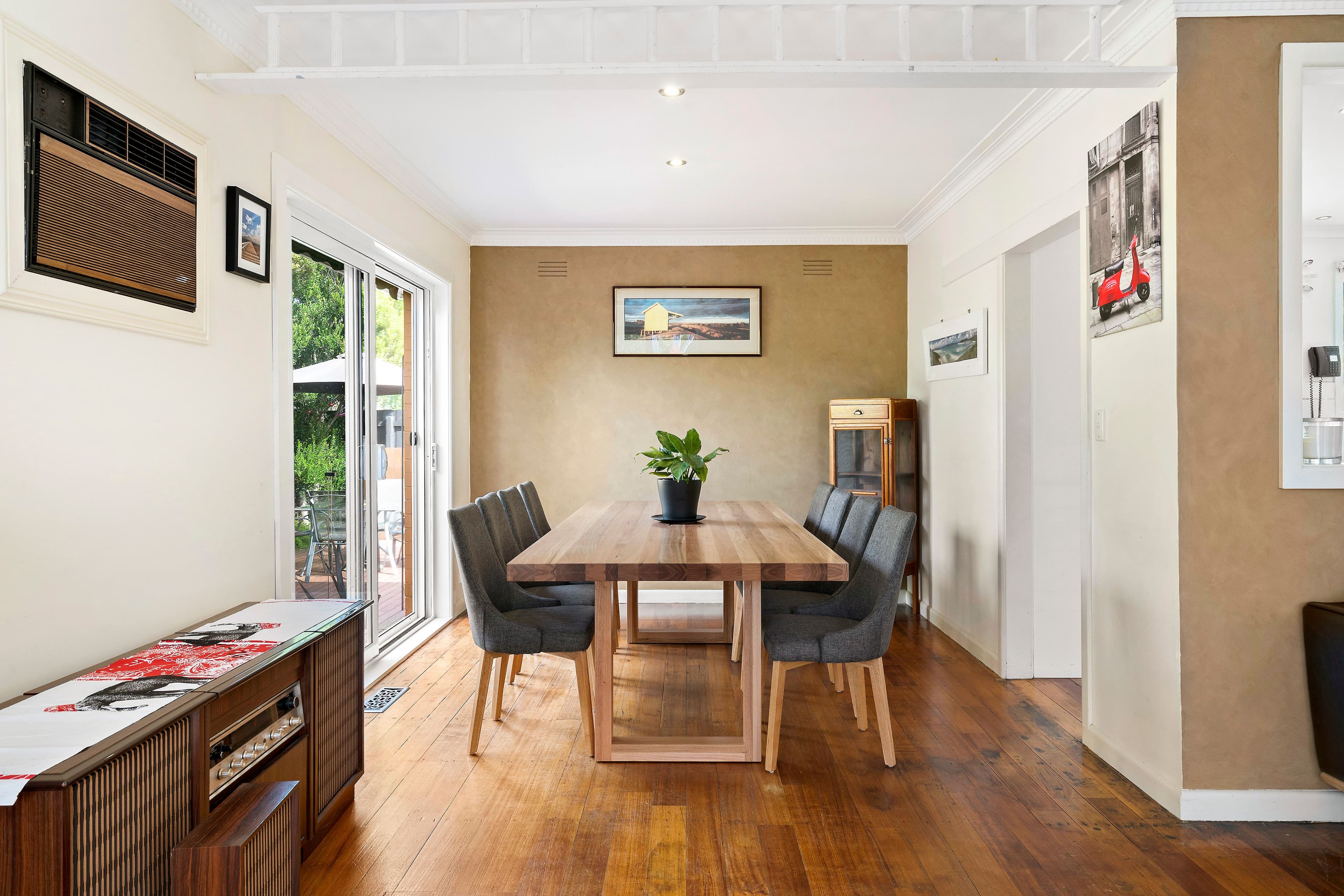 44 Yuille Street, Frankston VIC 3199, Frankston - Thumbnail 4