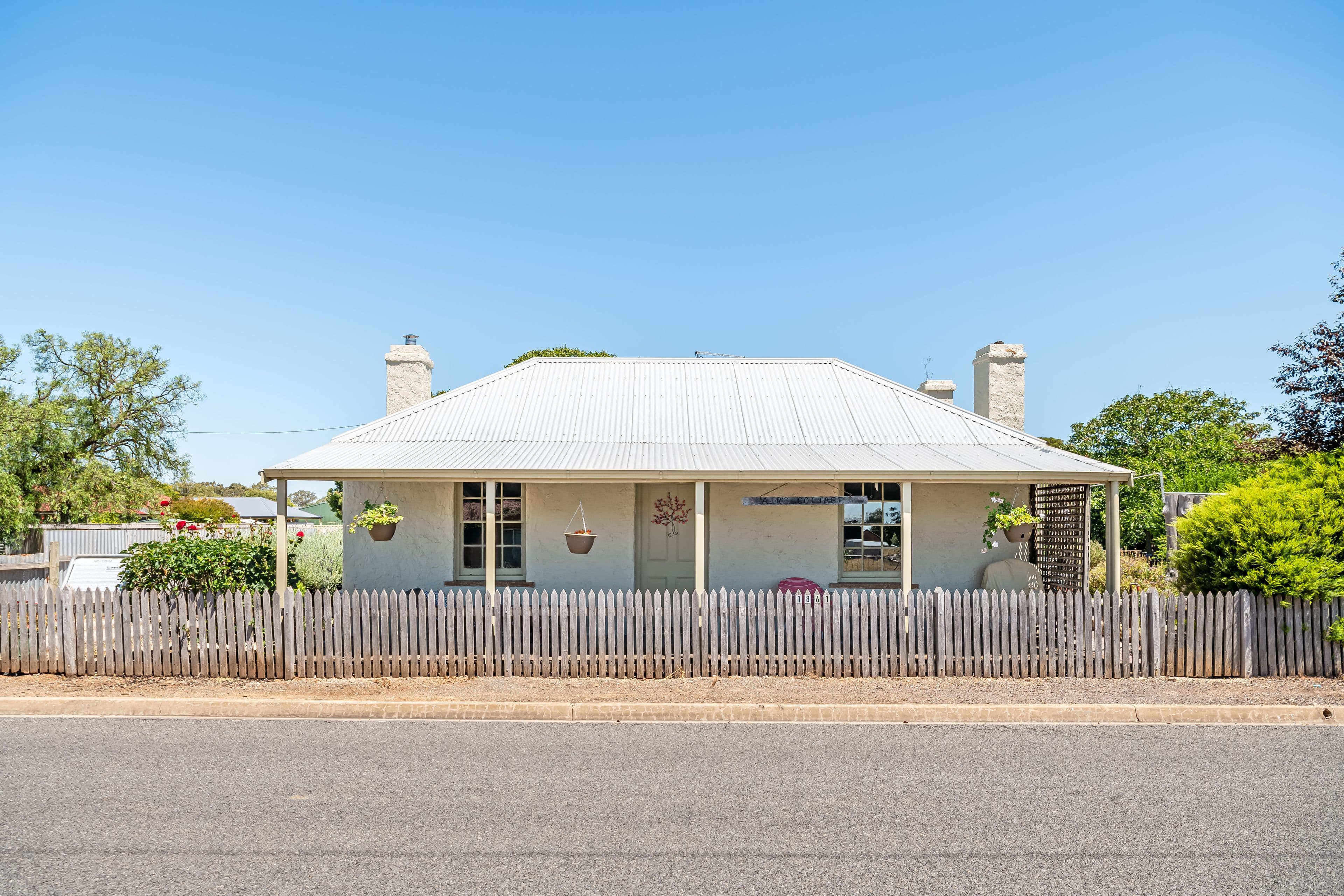22 Arthur Street, Penola SA 5277, Penola - Image 1