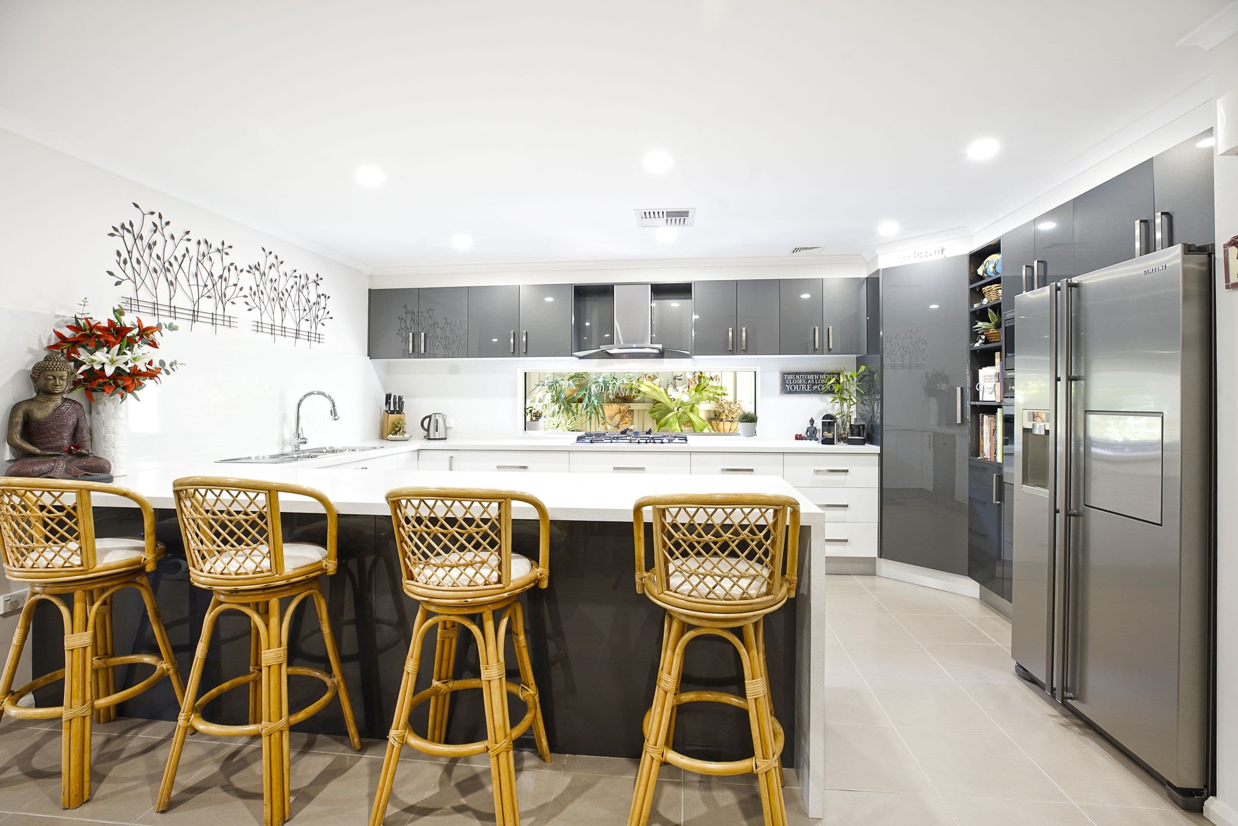 28 Lakeview Drive, Cranebrook - Image 1
