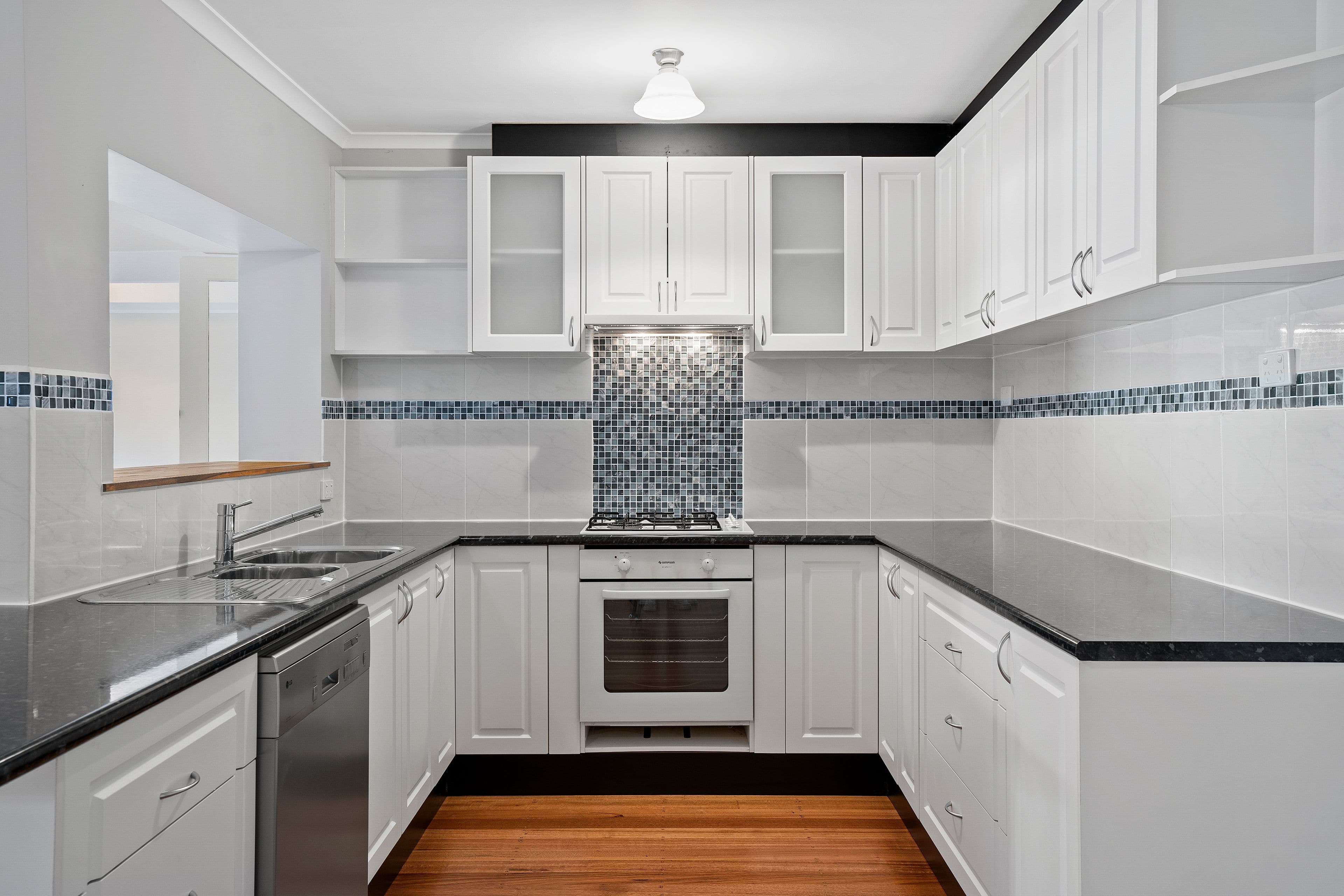 4 Dennis Street, Croydon VIC 3136, Croydon - Thumbnail 2
