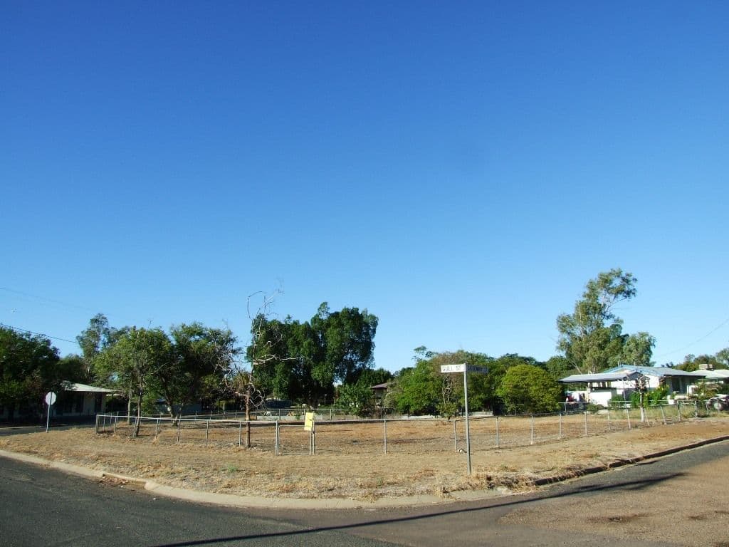 6 Cassowary Street, Longreach QLD 4730, Longreach - Thumbnail 2
