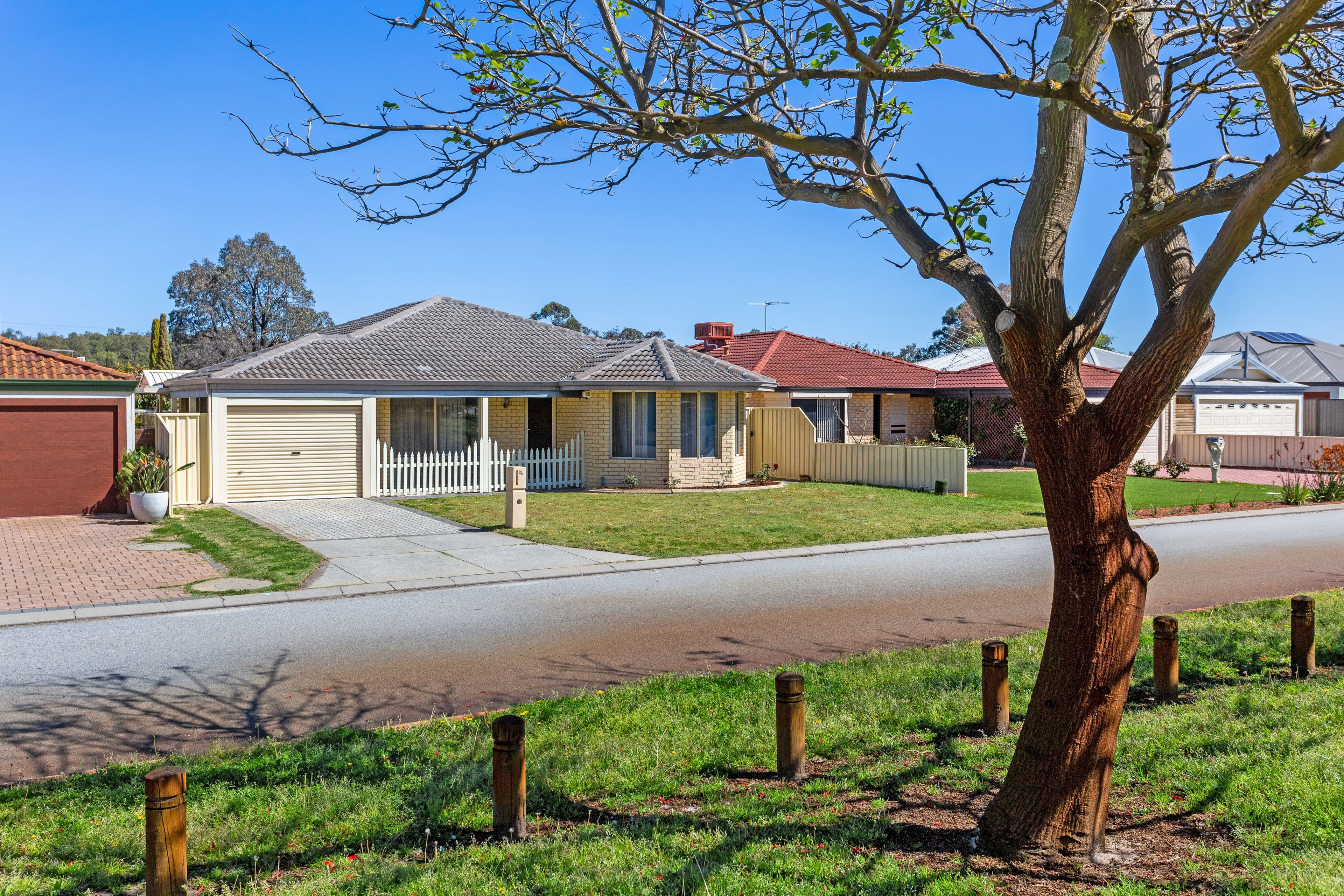 25 Grenache Crescent, Caversham WA 6055, Caversham - Thumbnail 3