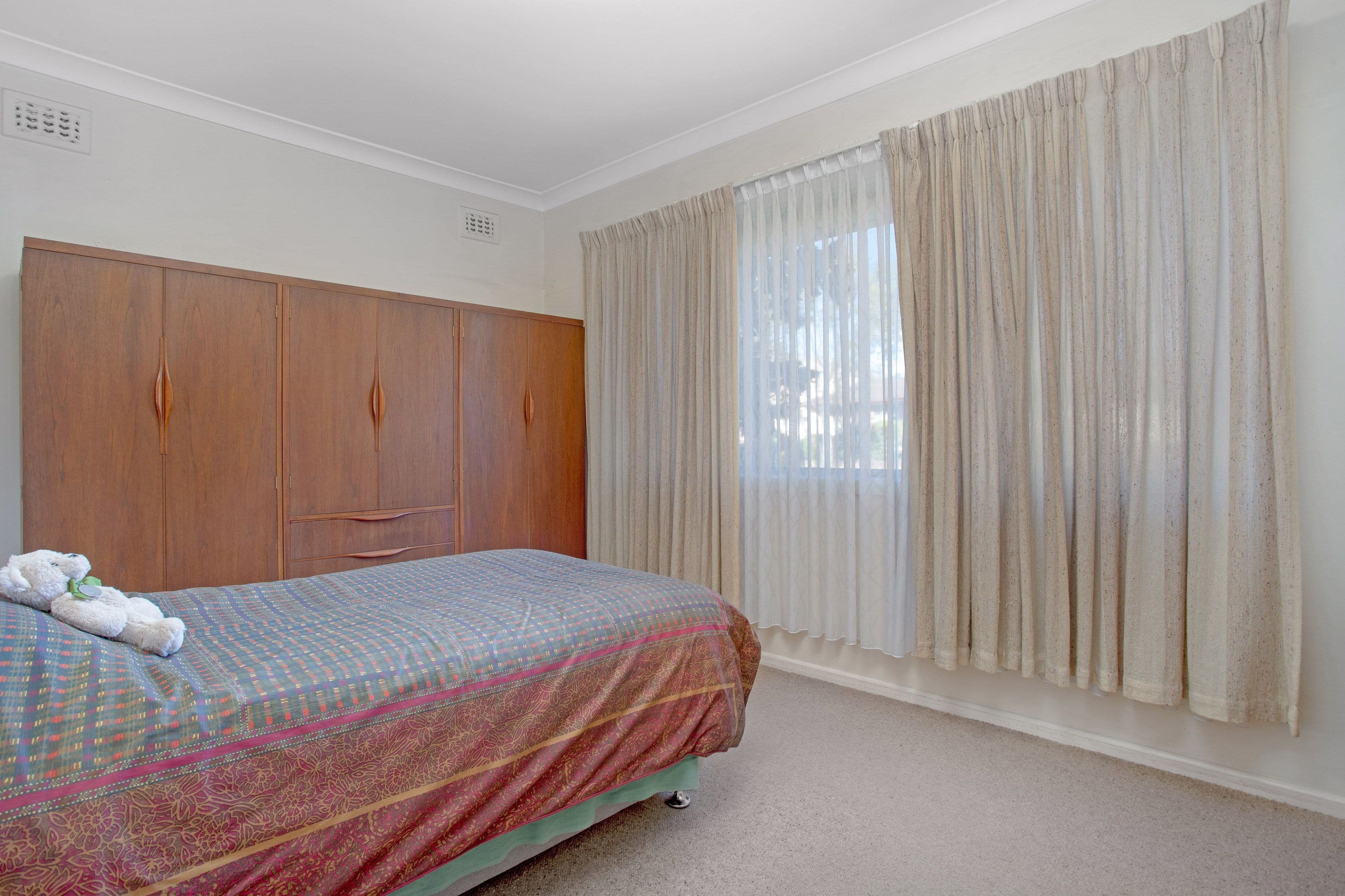 8 Lorando Avenue, Sefton NSW 2162, Sefton - Thumbnail 5